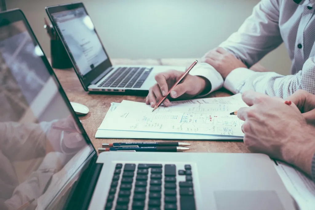 Professional consultancy discussion